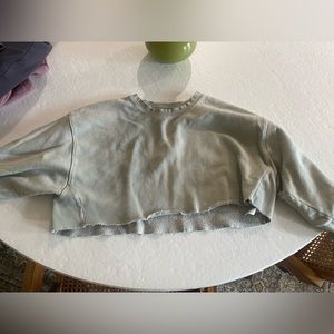 Aritizia - Cropped TNA sweatshirt - Size 3